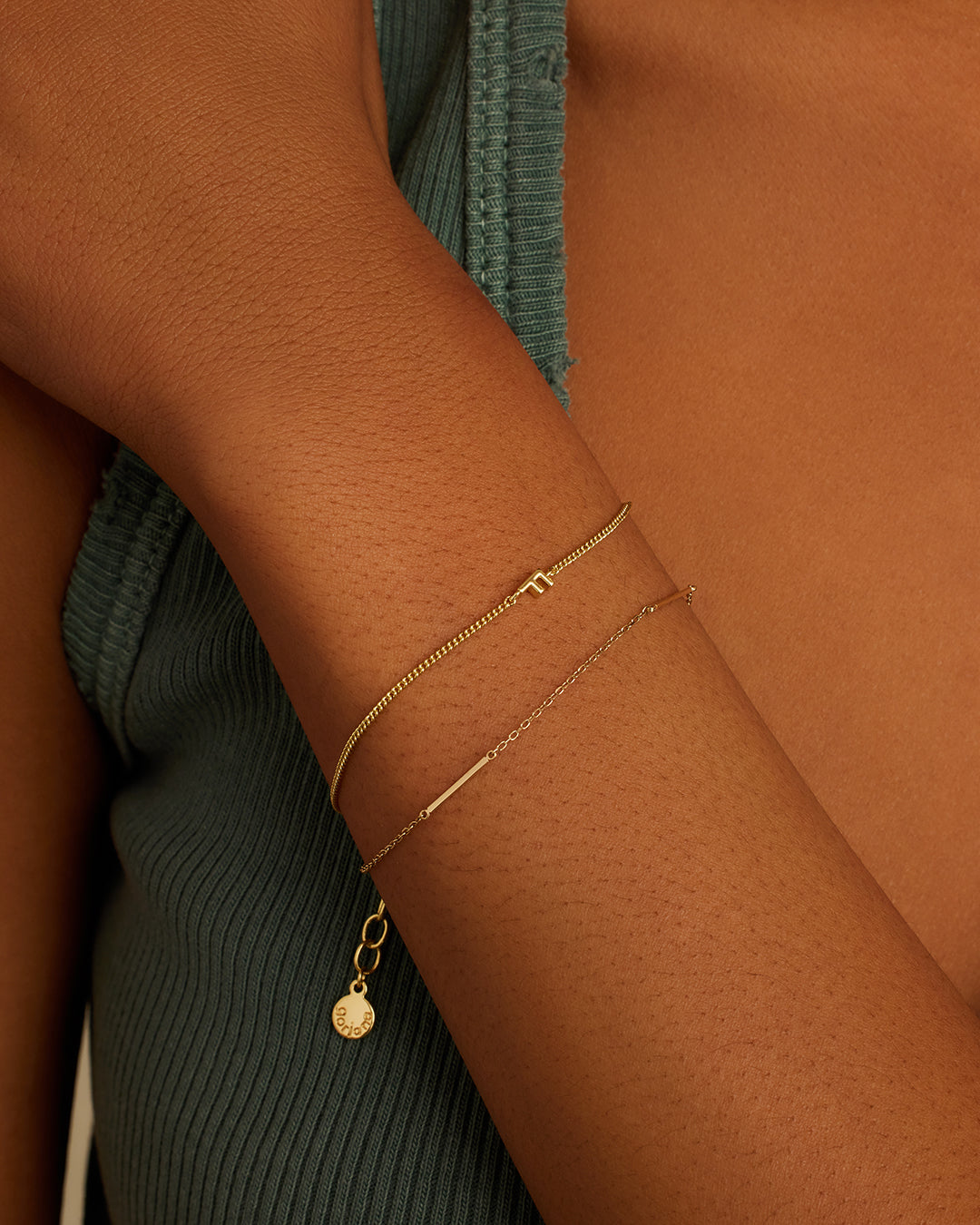 Wilder Mini Alphabet Bracelet || option::18K Gold Plated, F