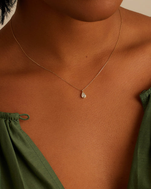 Classic Diamond Pear Necklace || option::14K Solid Gold